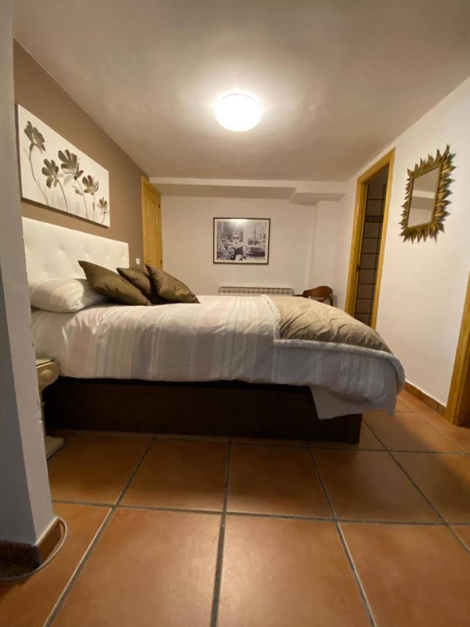 Bodega Intima Appartement Zaragoza Buitenkant foto
